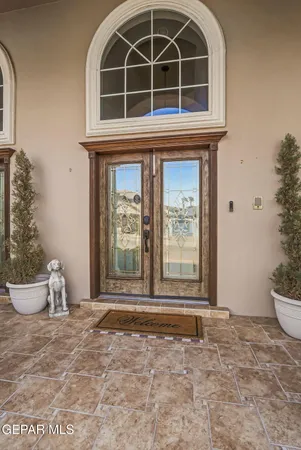 $575,000 | 6320 Franklin Bluff Drive, El Paso, TX 79912