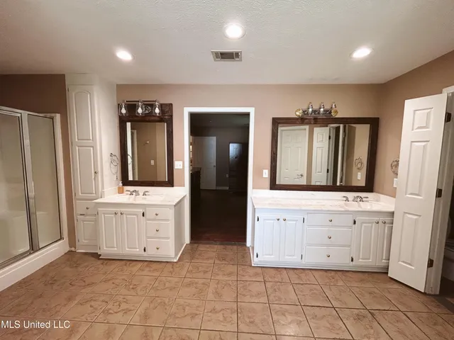 $355,900 | 224 West Petros Road, Pearl, MS 39208