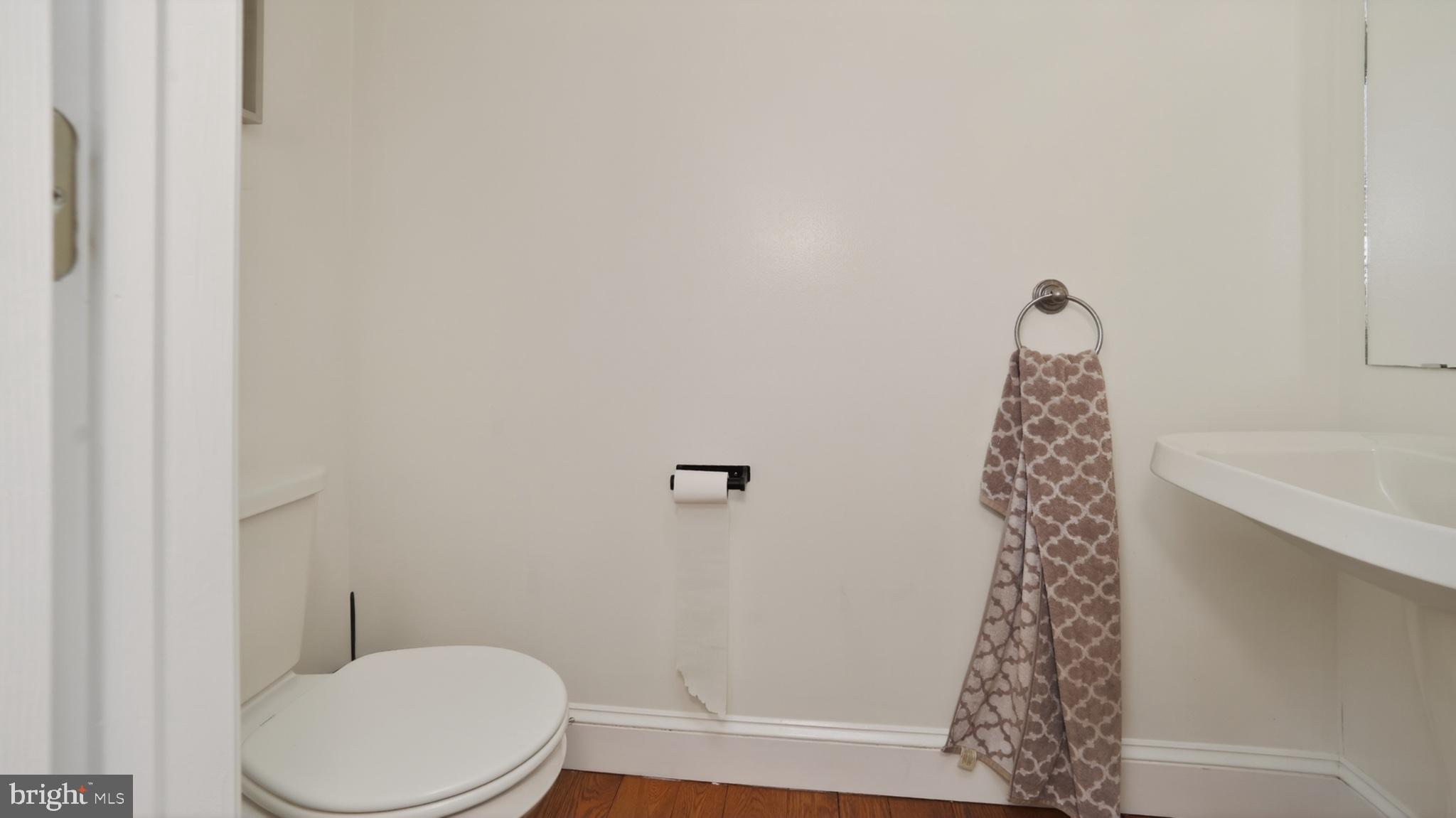 5325 Hammond Road New Holland, PA 17557 - Photo 33 of 73 Modern bathroom with sleek design.