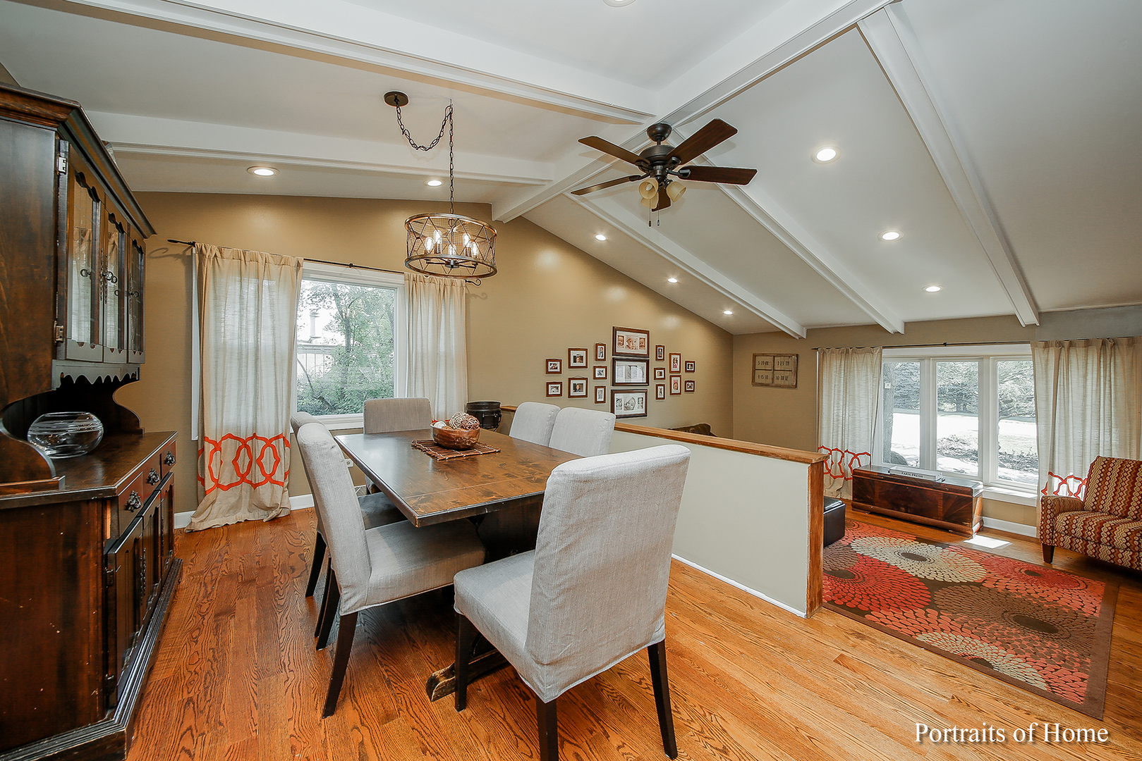 11S542 Book Road Naperville, IL 60564 - Photo 5 of 25