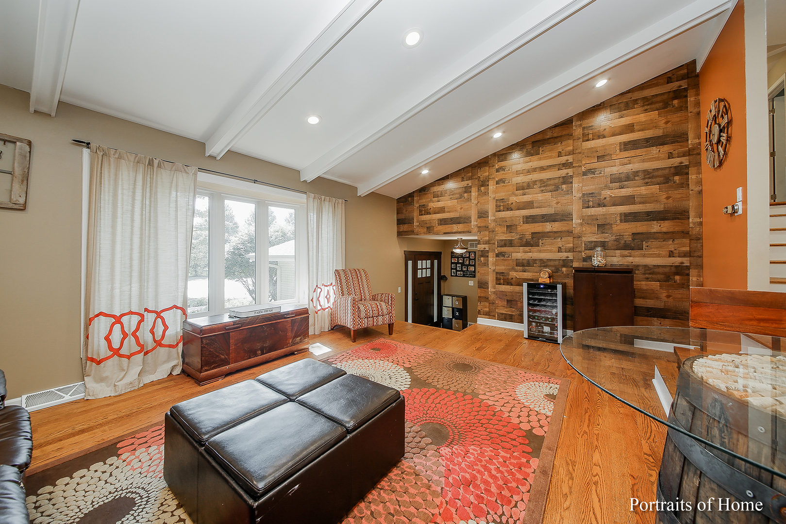 11S542 Book Road Naperville, IL 60564 - Photo 8 of 25