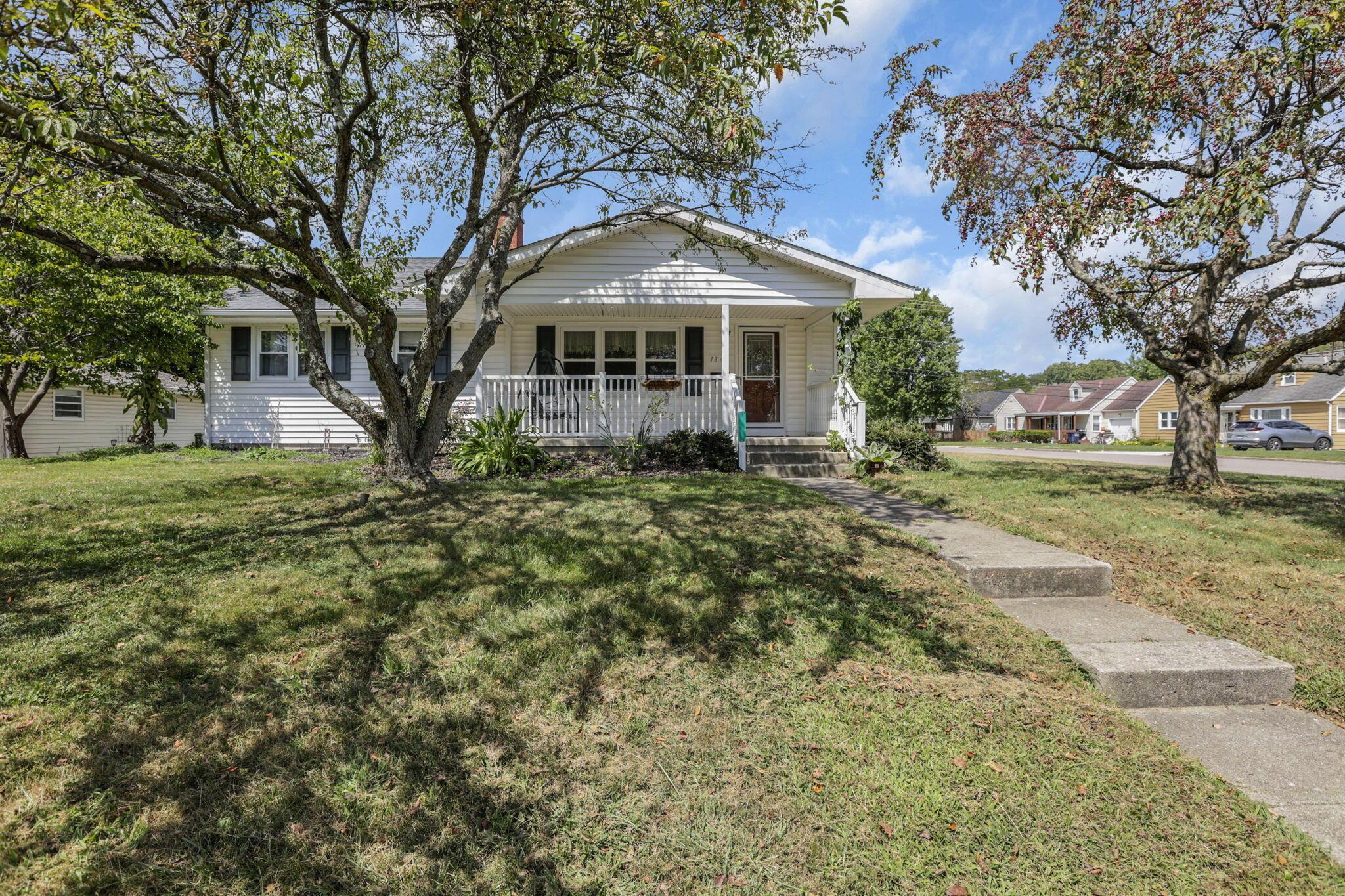 1349 Wetsell Avenue Lancaster, OH 43130 - Photo 2 of 66 2-web-or-mls-_S5A5944