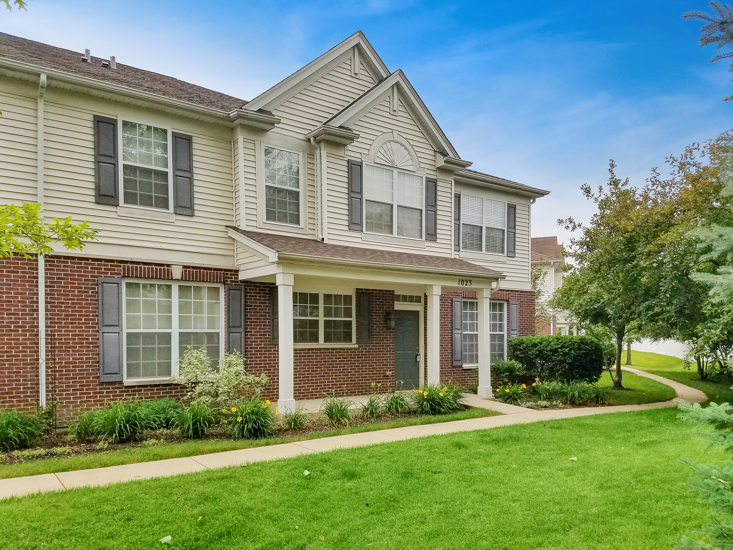 1023 Neudearborn Lane Naperville, IL 60563 - Photo 18 of 19