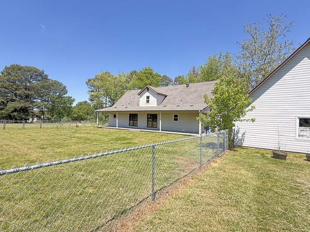 6241 Wards Mill Road Marion, IL 62959 - Photo 25 of 29 a front view of a house with a yard