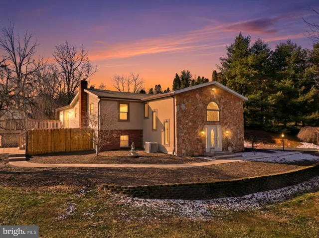 $369,900 | 2530 Mill Creek Road, Dover, PA 17315