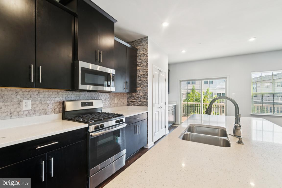 2932 Hebron Lane Hanover, MD 21076 - Photo 3 of 25 Kitchen w/gorgeous over-sized island!