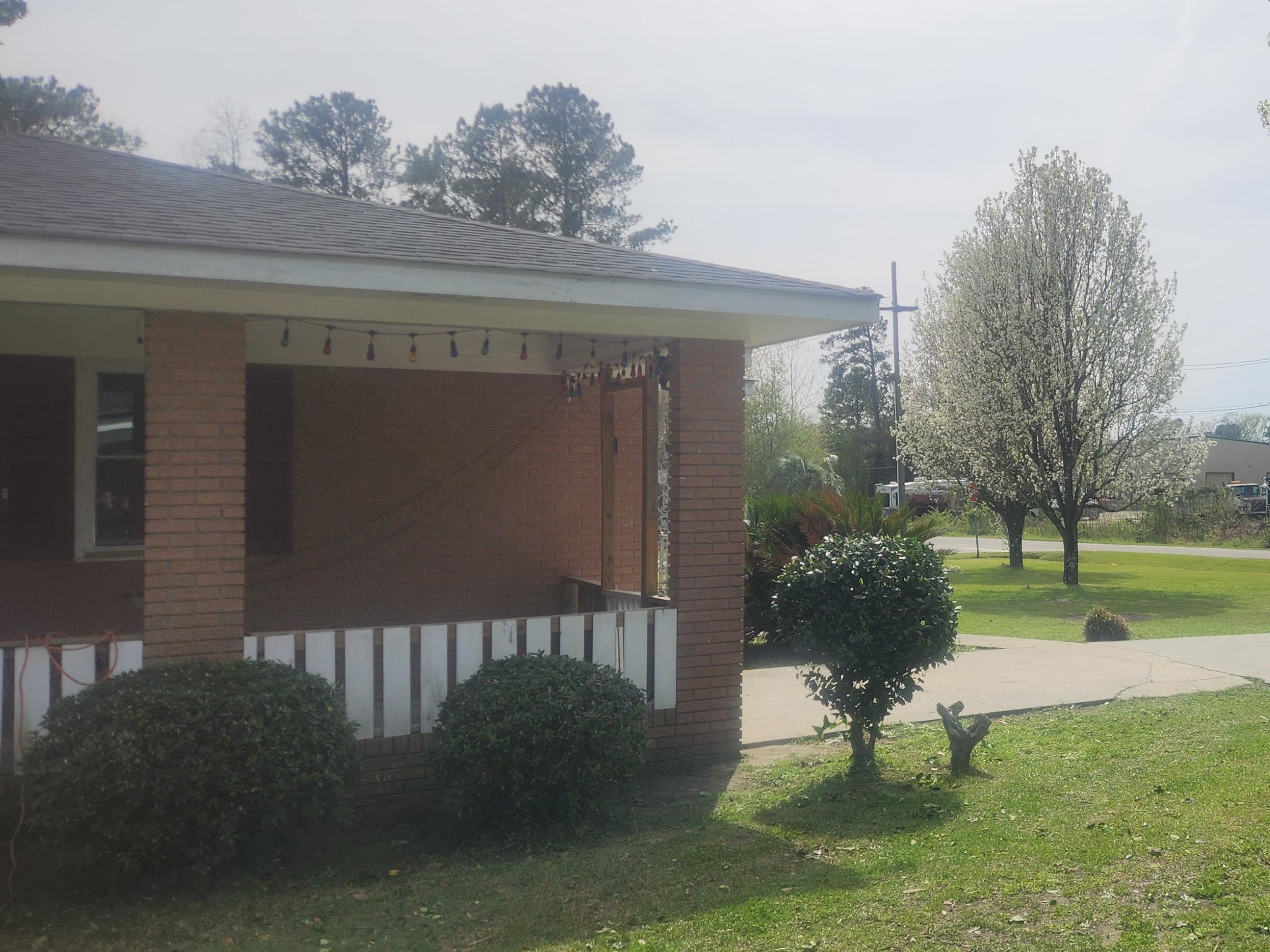 102 North Hazel Avenue Andrews, SC 29510 - Photo 12 of 49