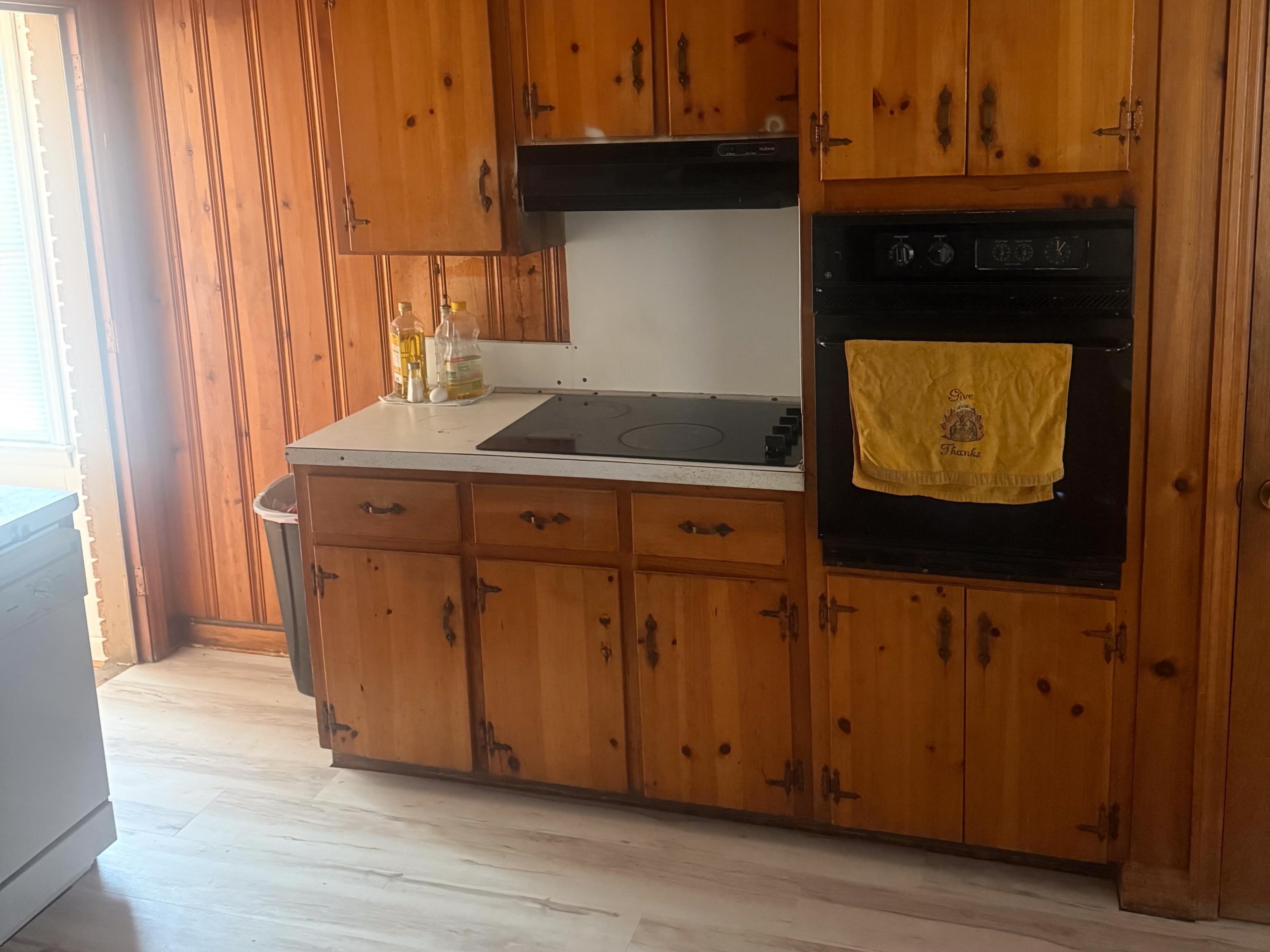 102 North Hazel Avenue Andrews, SC 29510 - Photo 21 of 49