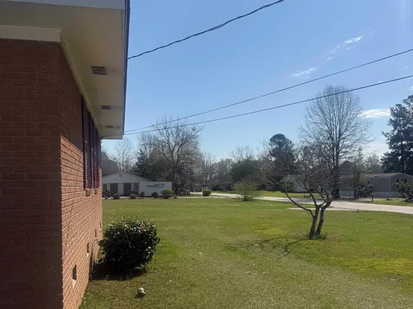 $265,000 | 102 North Hazel Avenue, Andrews, SC 29510