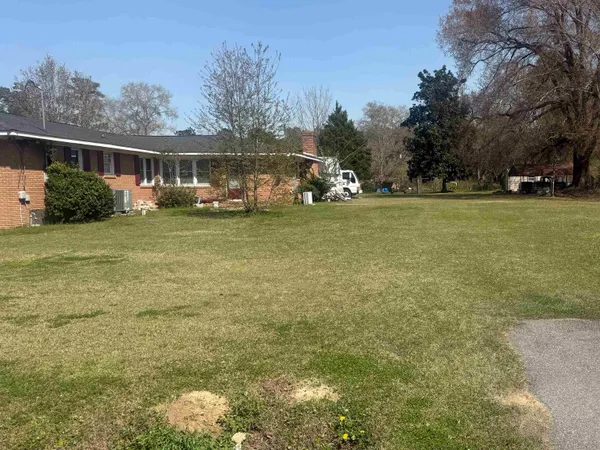 $265,000 | 102 North Hazel Avenue, Andrews, SC 29510