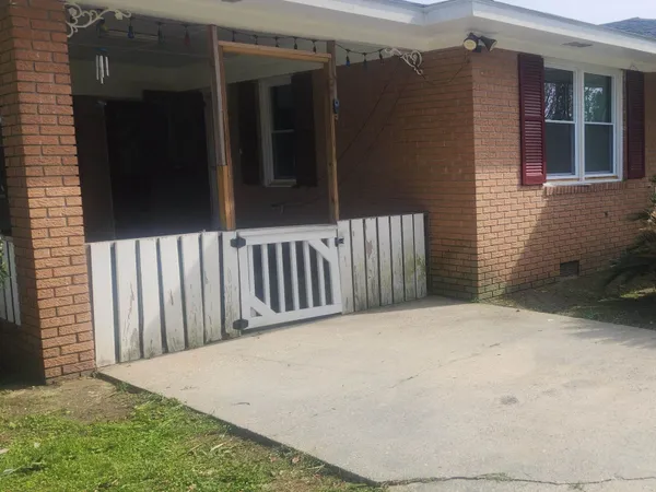 $265,000 | 102 North Hazel Avenue, Andrews, SC 29510
