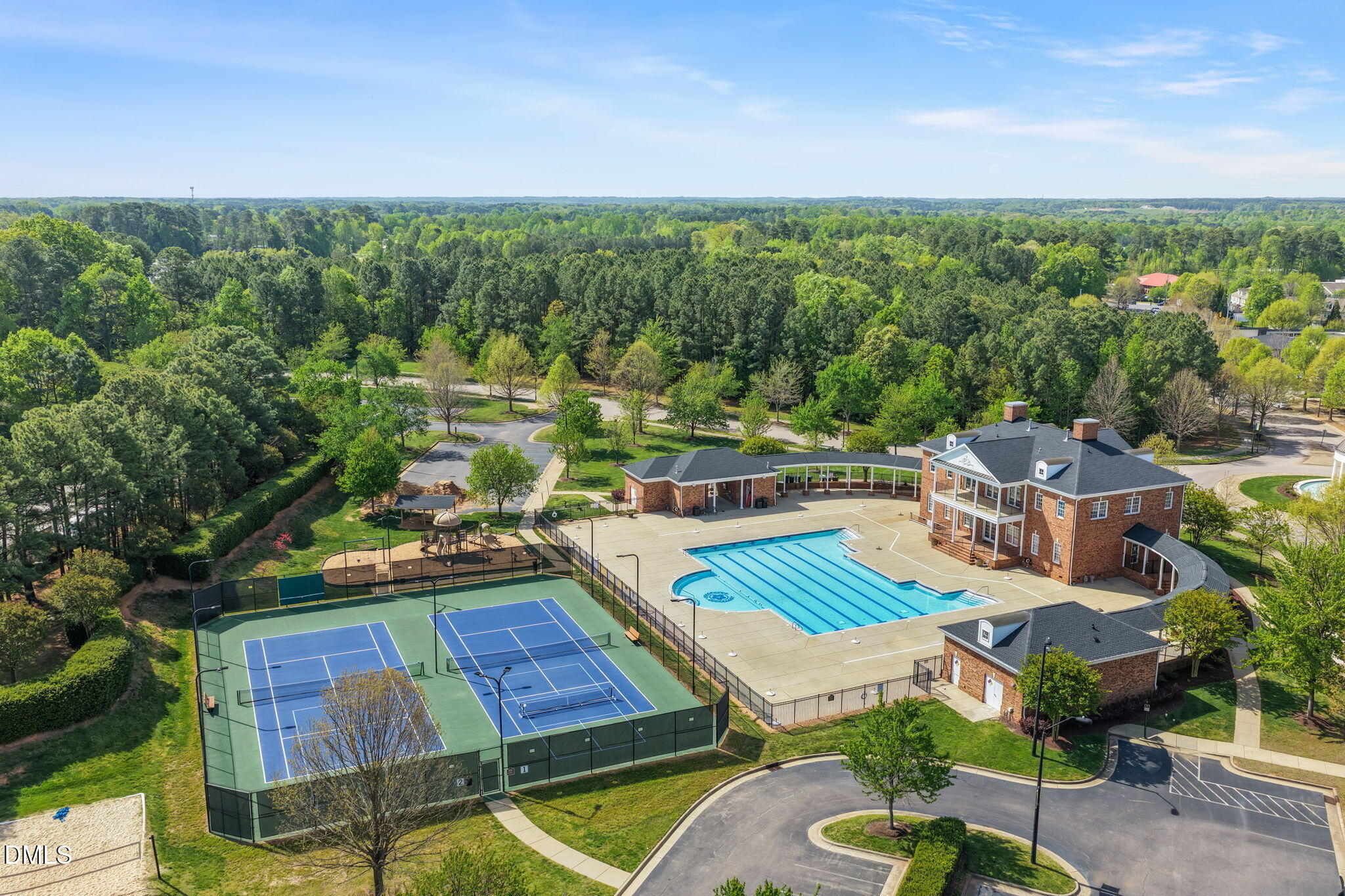 702 Bryant Street Raleigh, NC 27603 - Photo 8 of 40 49-web-or-mls-untitled-11