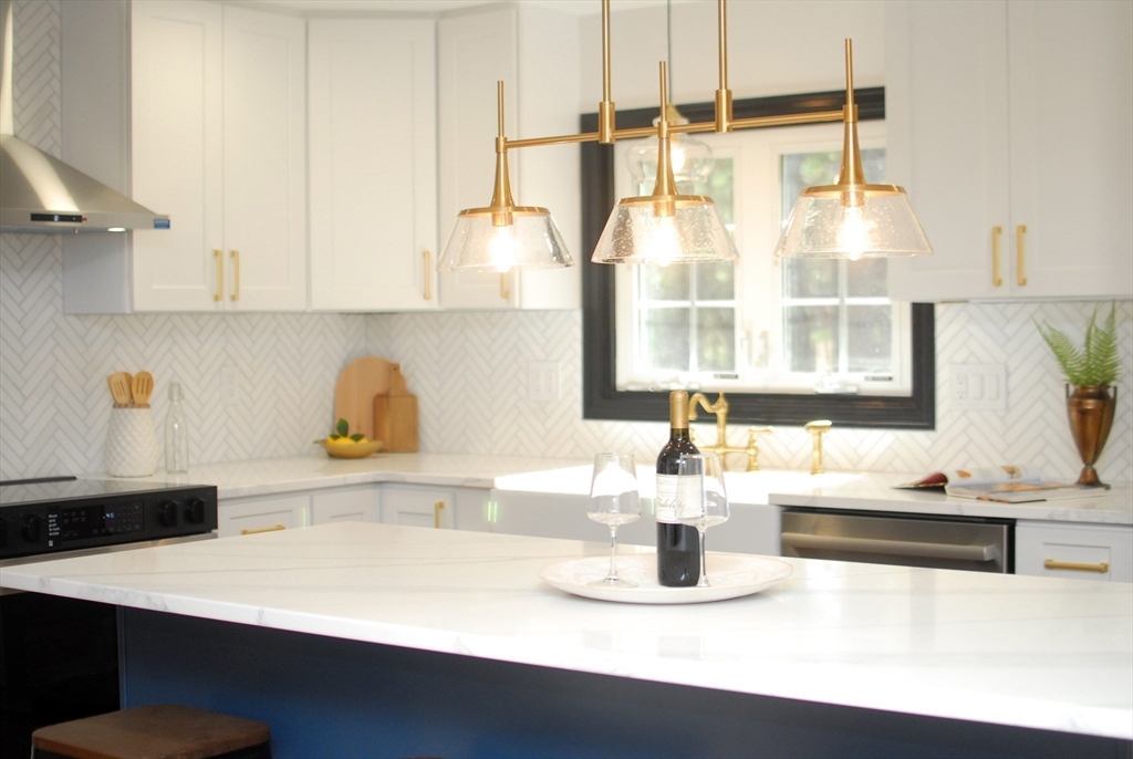 747 Old Marlboro Road Concord, MA 01742 - Photo 10 of 42