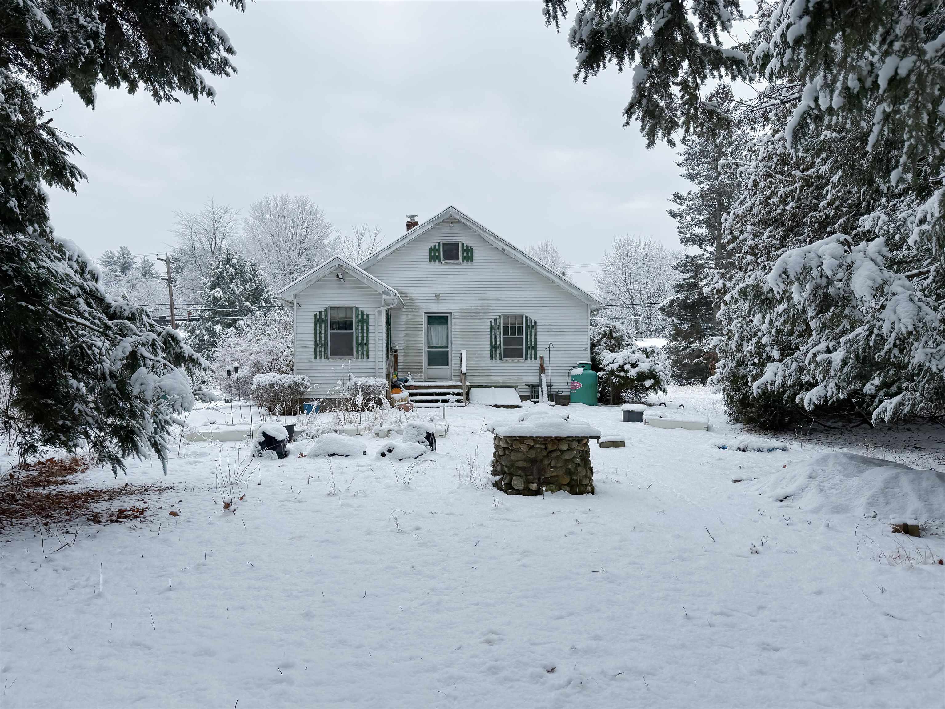 6 Scotland Road Kingston, NH 03848 - Photo 24 of 30