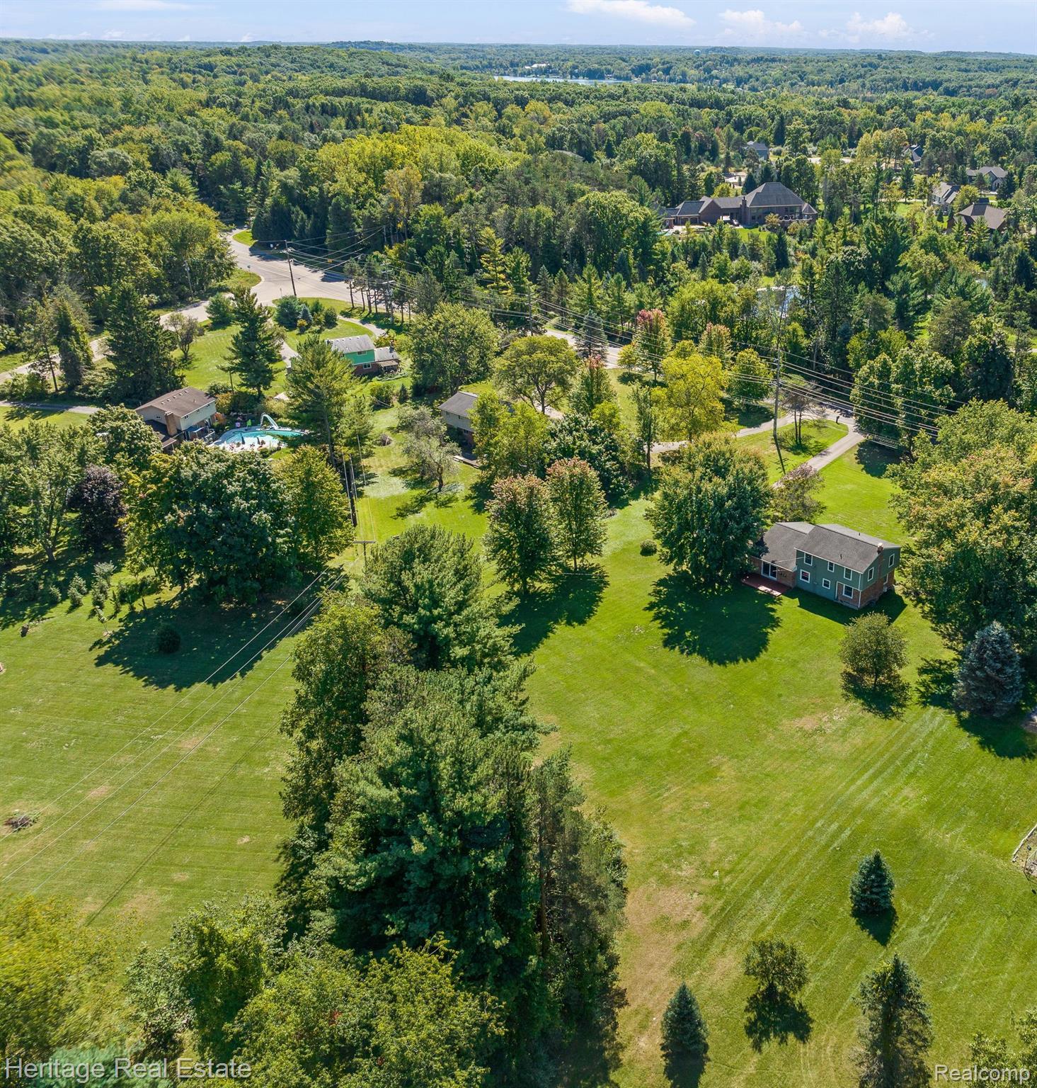 7756 Holcomb Road Clarkston, MI 48348 - Photo 31 of 36 1.47 acre yard w/ plenty of space for entertaining