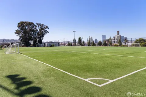 $945,000 | 1515 15th Street, Unit 210, San Francisco, CA 94103