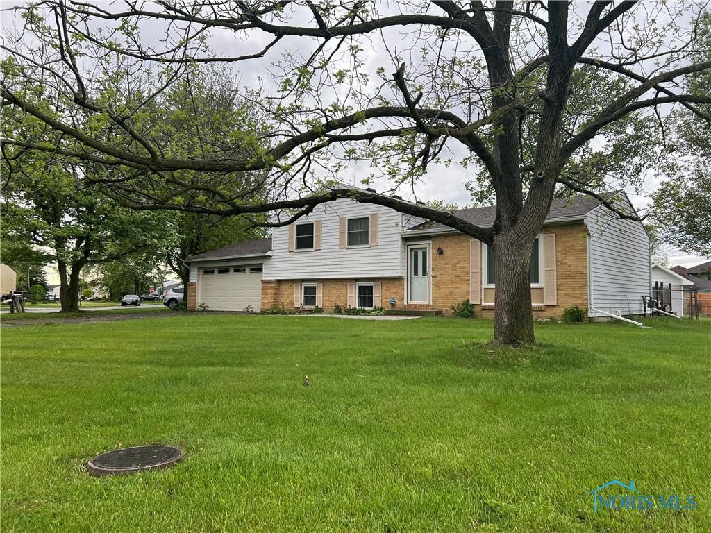 7326 Starlight Road Perrysburg, OH 43551 - Photo 1 of 14 Gallery Image 1