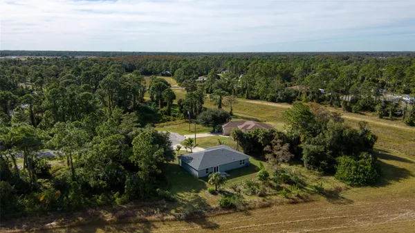 $2,500 | 8007 Royal Court, LaBelle, FL 33935