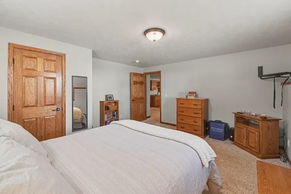 $574,900 | 503 Britz Drive, Luverne, MN 56156