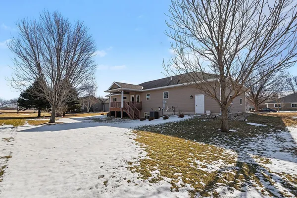 $574,900 | 503 Britz Drive, Luverne, MN 56156