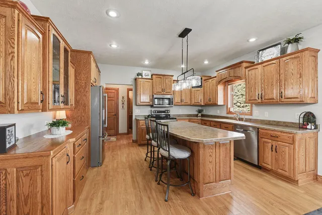$574,900 | 503 Britz Drive, Luverne, MN 56156