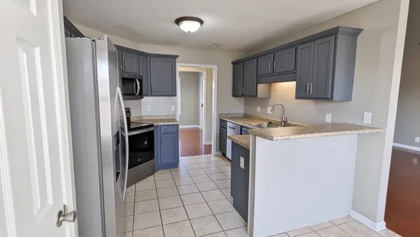 $2,550 | 2780 Cascade Drive, Clarksville, TN 37042