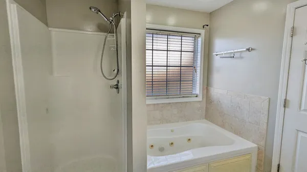 $2,550 | 2780 Cascade Drive, Clarksville, TN 37042