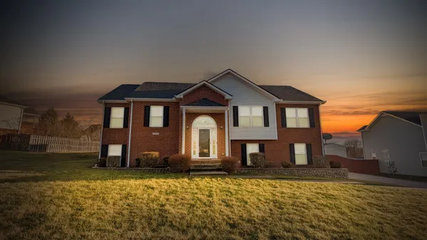 $2,550 | 2780 Cascade Drive, Clarksville, TN 37042