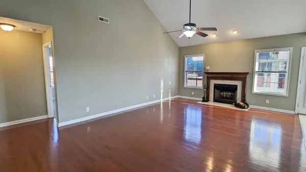 $2,550 | 2780 Cascade Drive, Clarksville, TN 37042