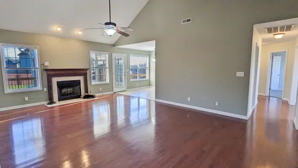 $2,550 | 2780 Cascade Drive, Clarksville, TN 37042