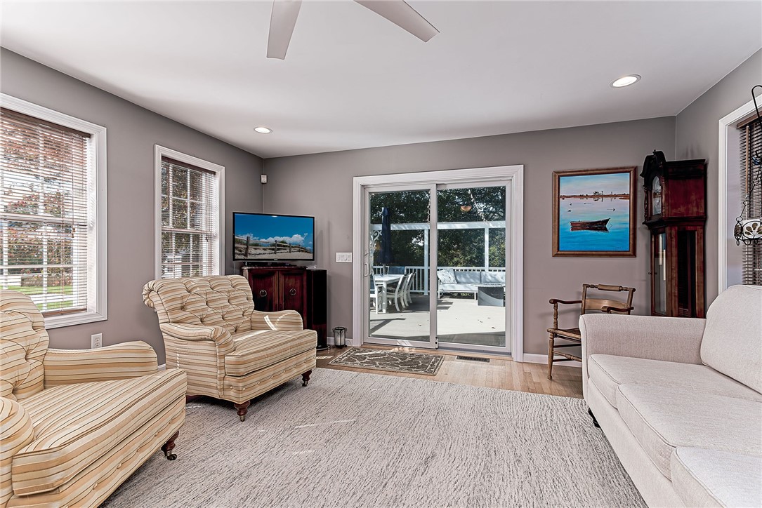 30 Clifford Drive Westerly, RI 02891 - Photo 21 of 45