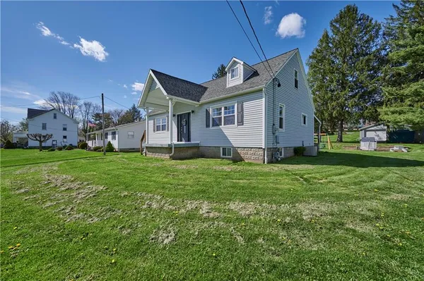 $198,000 | 407 East Church Avenue, Dayton, PA 16222