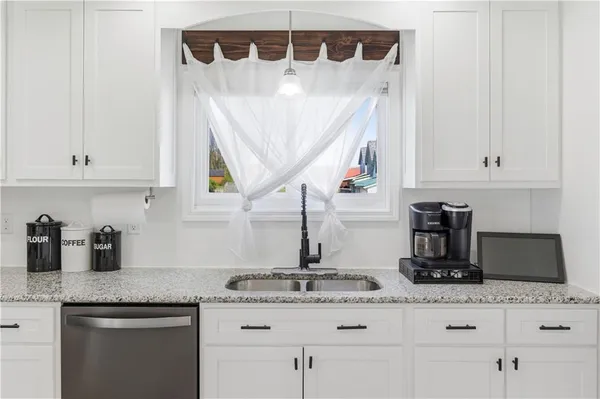 $198,000 | 407 East Church Avenue, Dayton, PA 16222