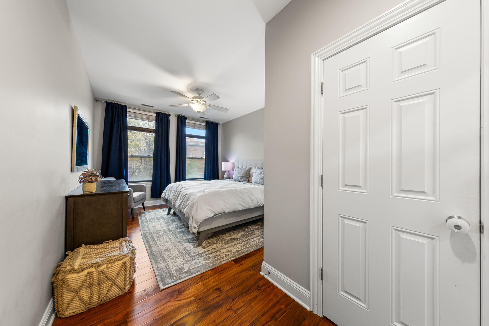 1908 West Irving Park Road, Unit 201 Chicago, IL 60613 - Photo 12 of 24