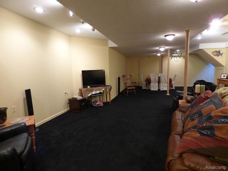 8602 Hyne Road Brighton, MI 48114 - Photo 28 of 34 Hyne 033.jpg