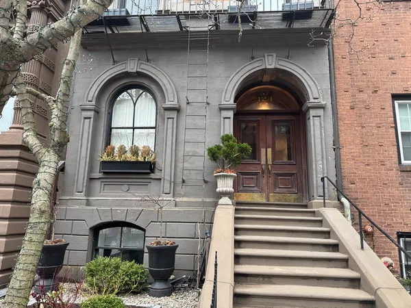 $2,800 | 124 Beacon Street, Unit GF, Boston, MA 02116