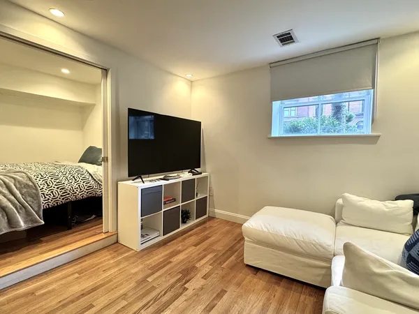 $2,800 | 124 Beacon Street, Unit GF, Boston, MA 02116