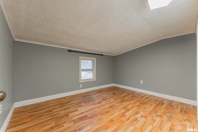 $99,900 | 1431 North Ottawa Street, Lincoln, IL 62656