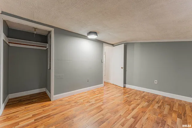 $99,900 | 1431 North Ottawa Street, Lincoln, IL 62656