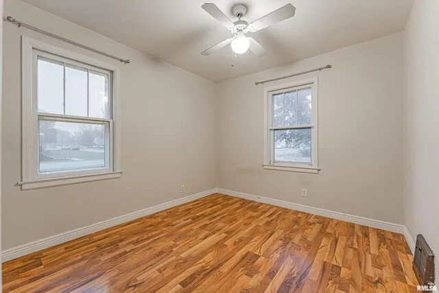 $99,900 | 1431 North Ottawa Street, Lincoln, IL 62656