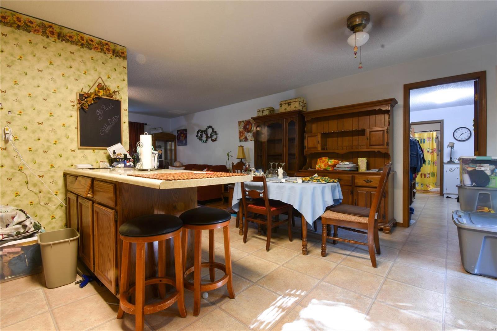 9042 Bode Road Worden, IL 62097 - Photo 7 of 23