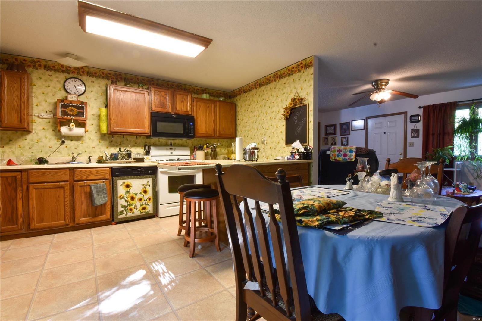 9042 Bode Road Worden, IL 62097 - Photo 8 of 23