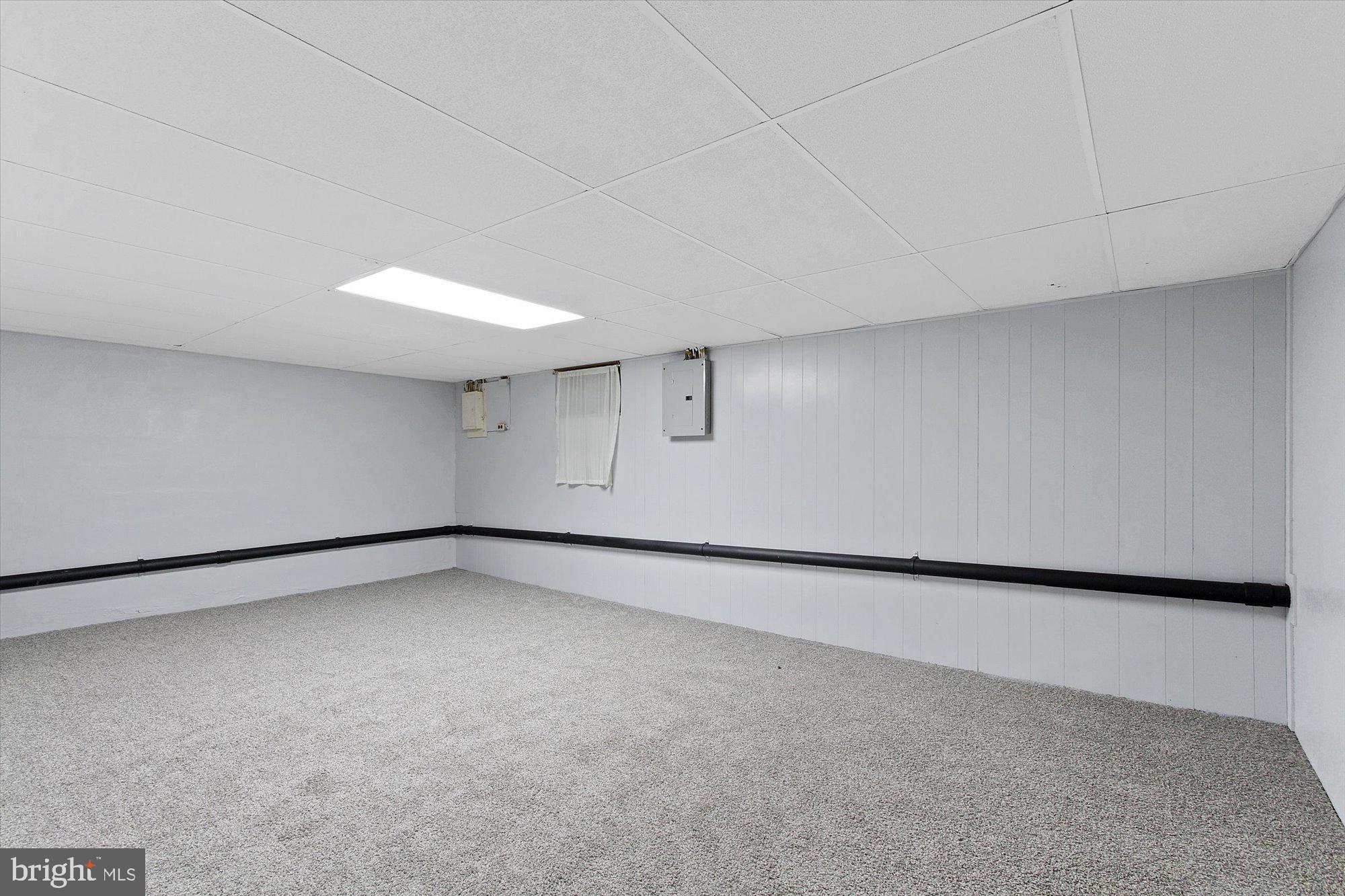 222 Dew Drop Road York, PA 17402 - Photo 21 of 31 a view of an empty room
