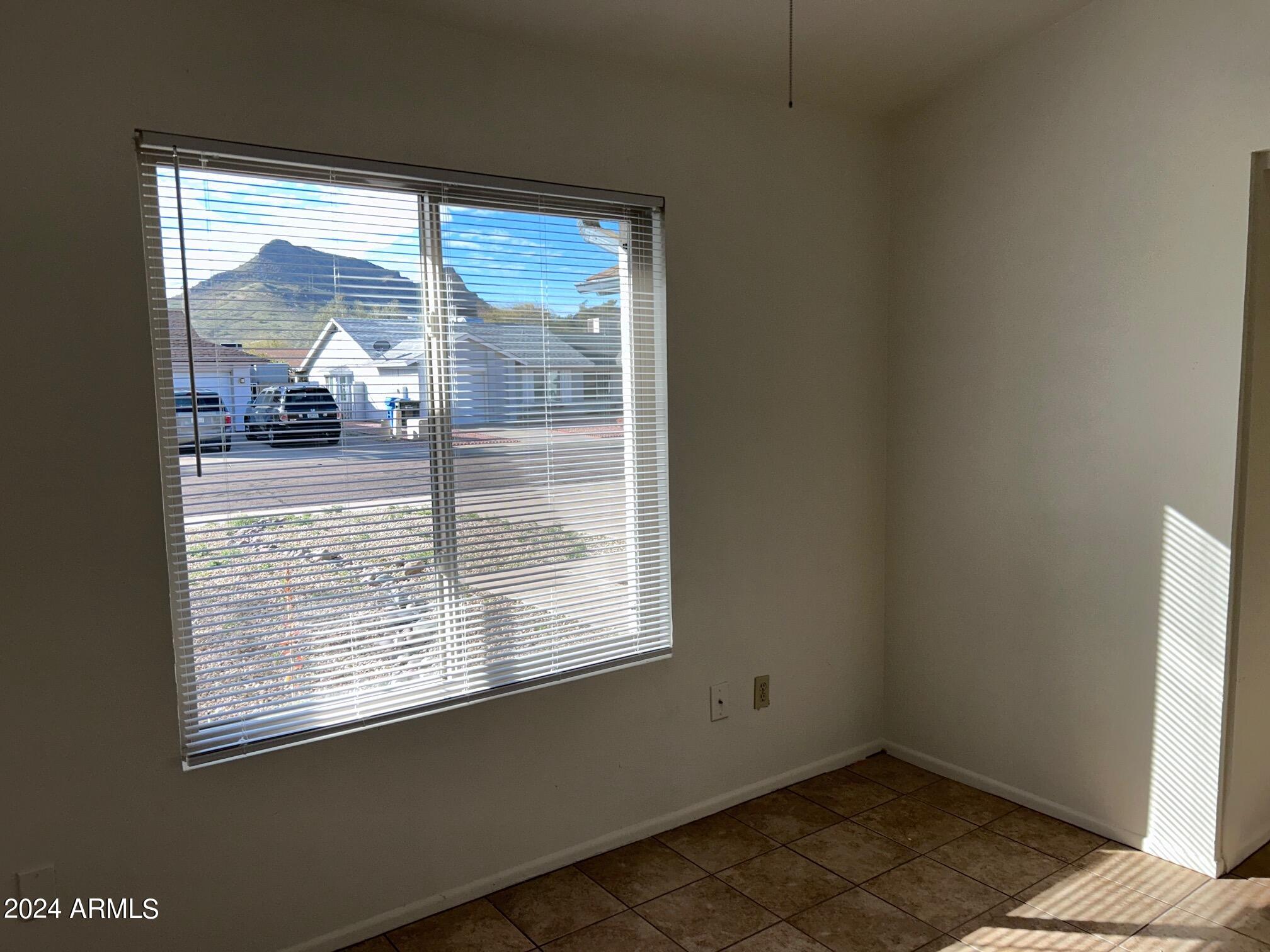 1818 East Grandview Road Phoenix, AZ 85022 - Photo 22 of 33 IMG_8899