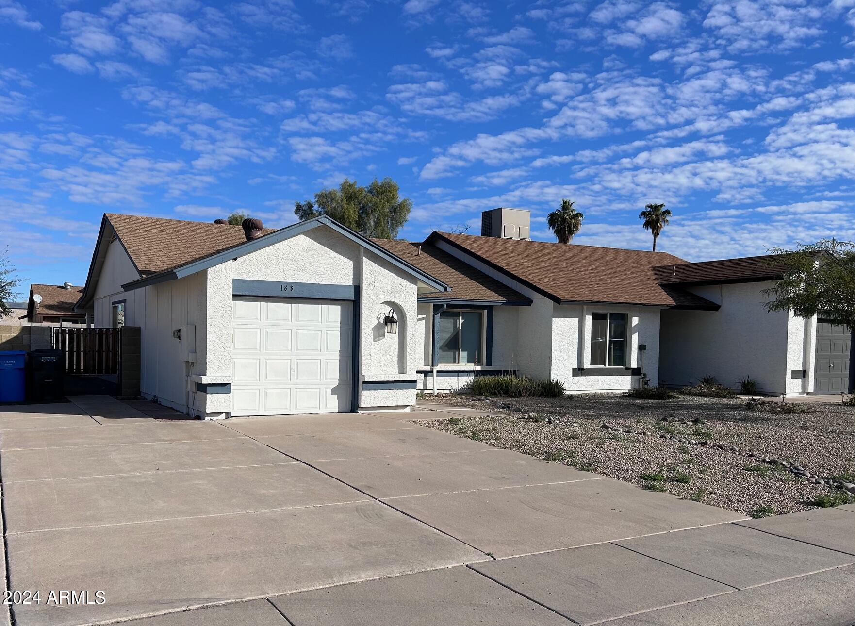 1818 East Grandview Road Phoenix, AZ 85022 - Photo 3 of 33 IMG_8863