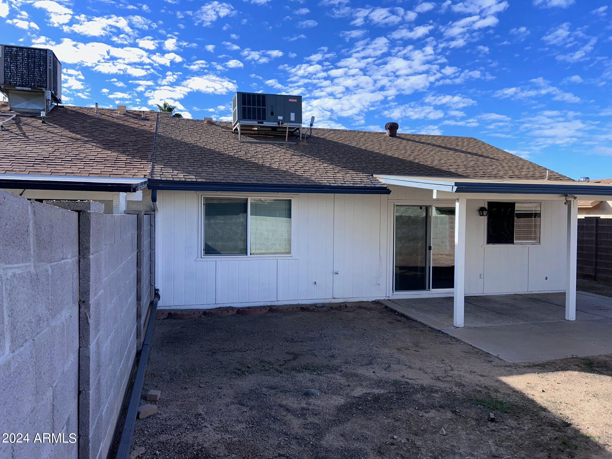 1818 East Grandview Road Phoenix, AZ 85022 - Photo 31 of 33 IMG_8885