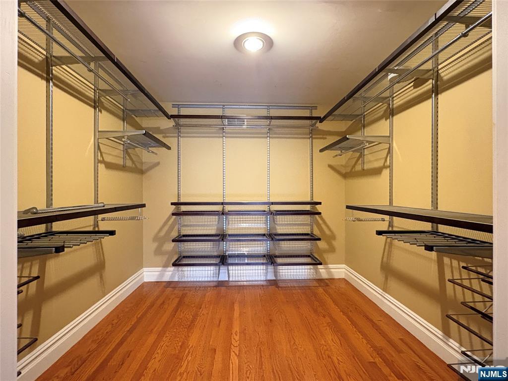 38 Walthery Avenue Ridgewood, NJ 07450 - Photo 23 of 50