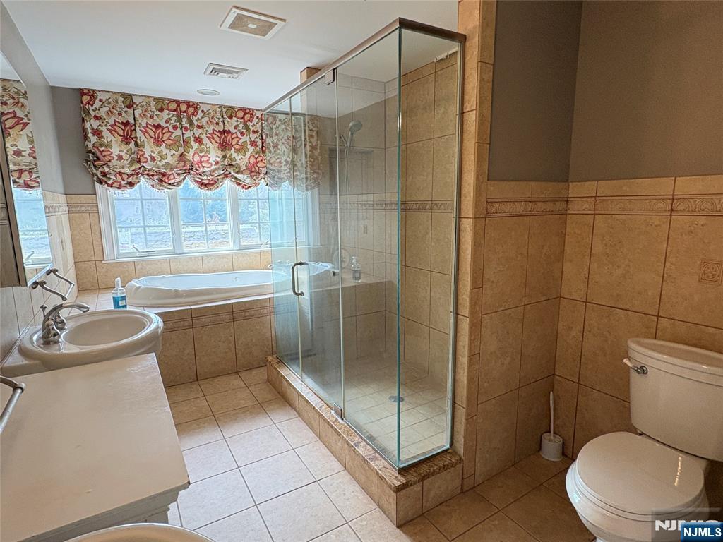 38 Walthery Avenue Ridgewood, NJ 07450 - Photo 24 of 50