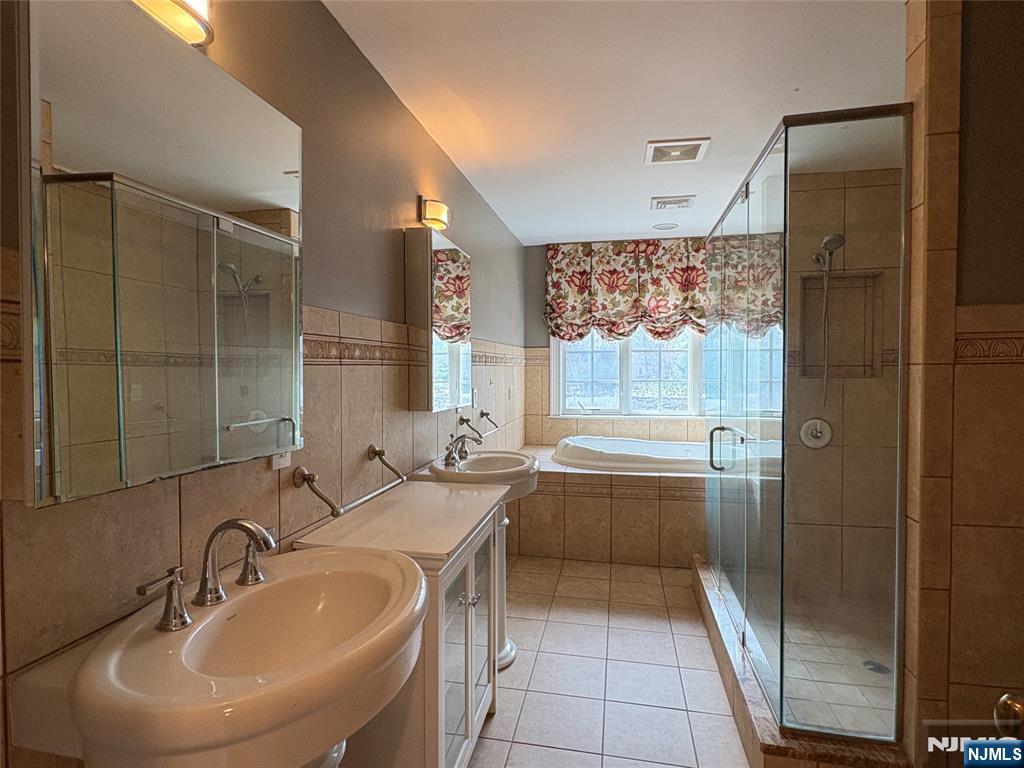 38 Walthery Avenue Ridgewood, NJ 07450 - Photo 25 of 50