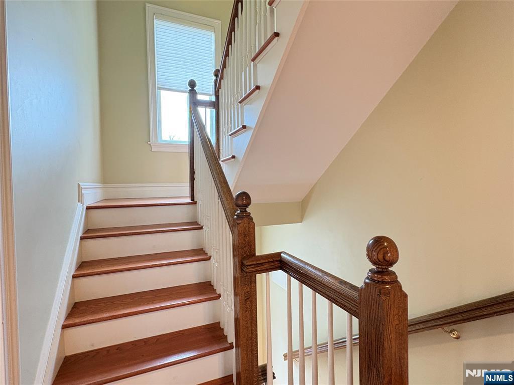 38 Walthery Avenue Ridgewood, NJ 07450 - Photo 34 of 50